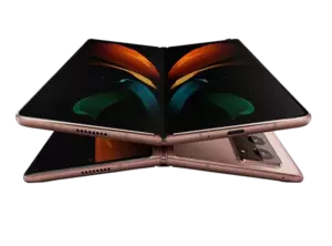Samsung Galaxy Z Fold 2 — вид смартфона